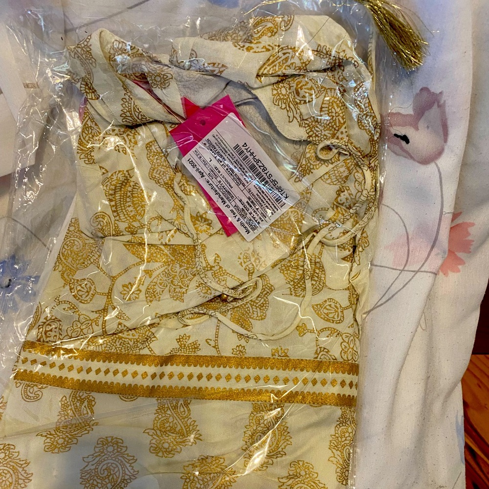 Pakistani outfit size large